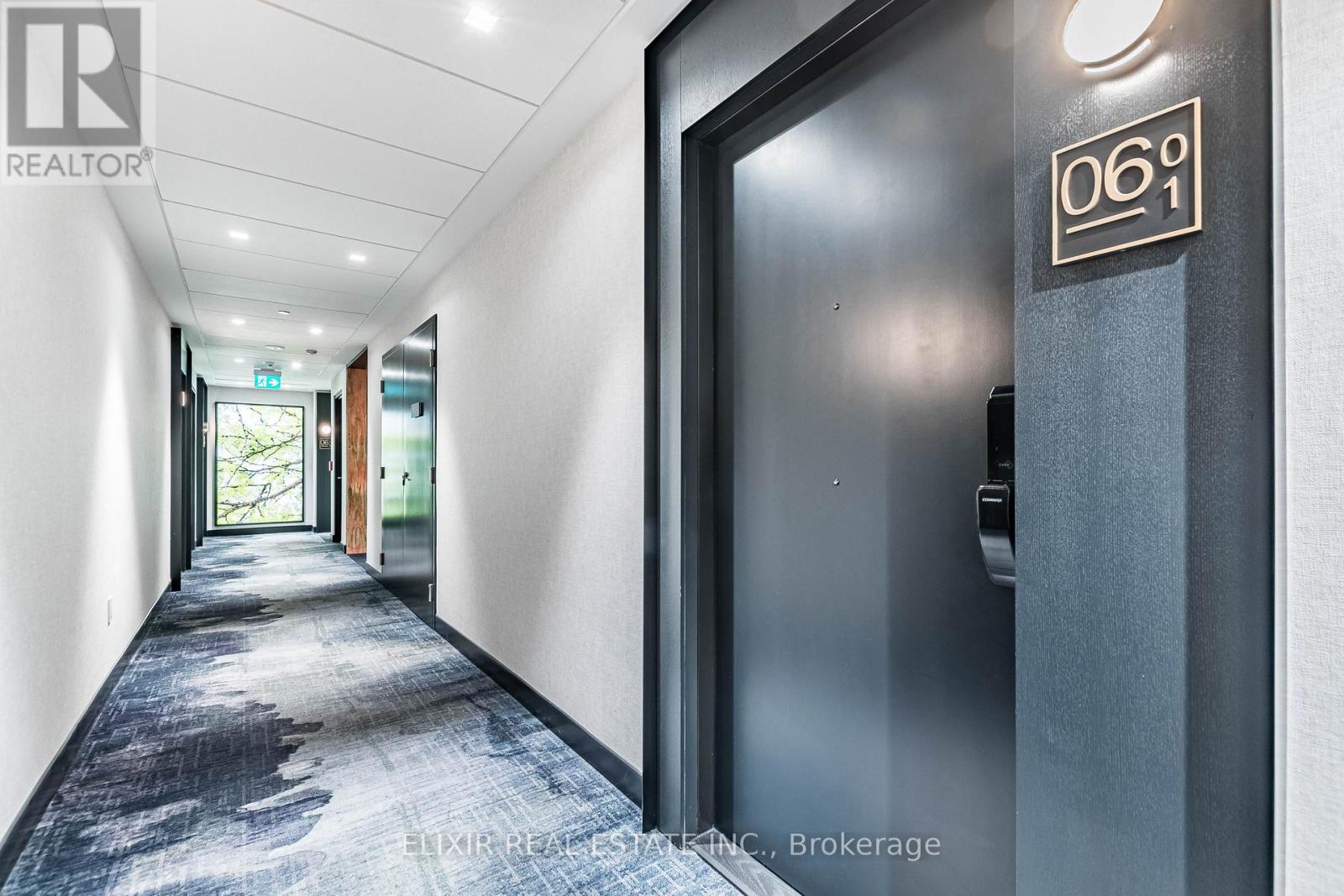 601 - 3220 William Coltson Avenue, Oakville, Ontario  L6H 7X9 - Photo 4 - W12895610