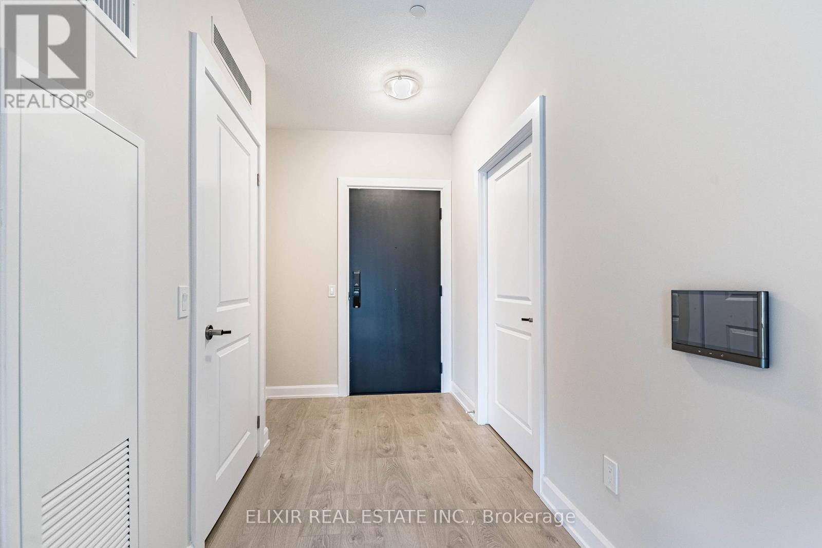 601 - 3220 William Coltson Avenue, Oakville, Ontario  L6H 7X9 - Photo 6 - W12895610