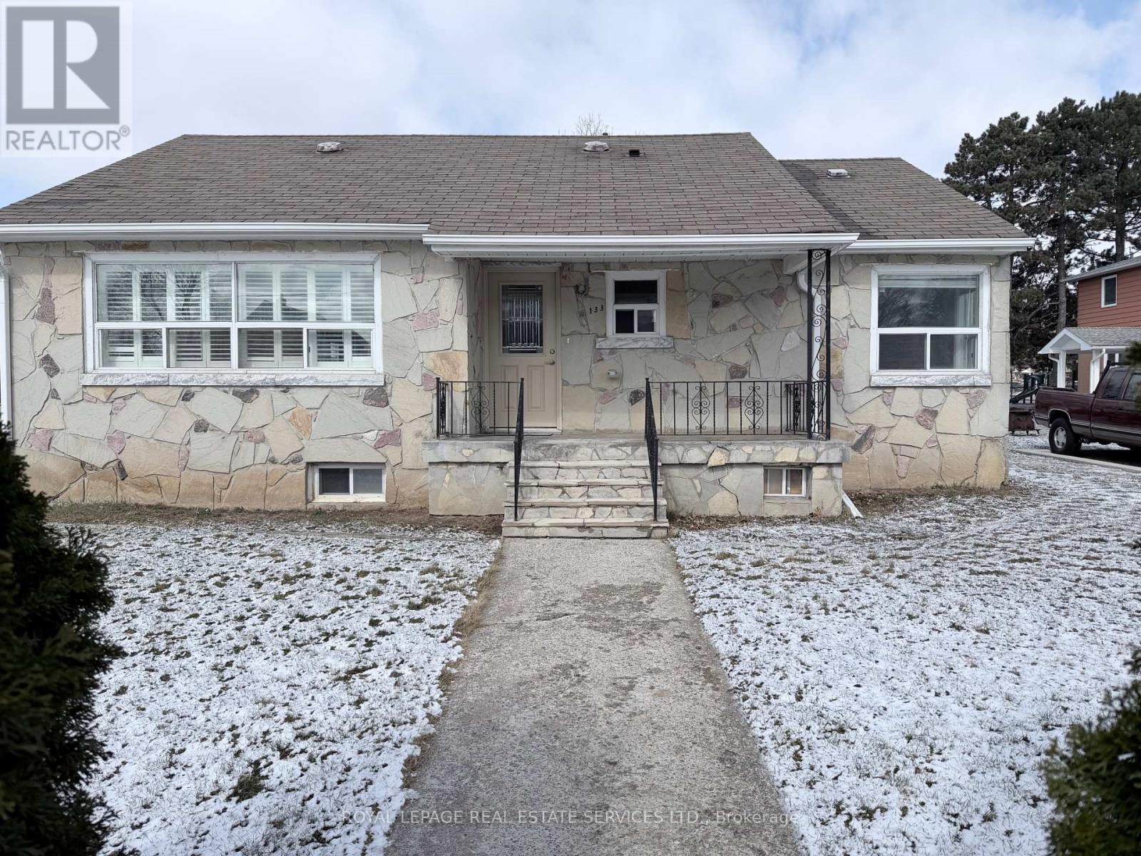 MAIN FLOOR - 133 HAWTHORNE ROAD, Oakville, Ontario