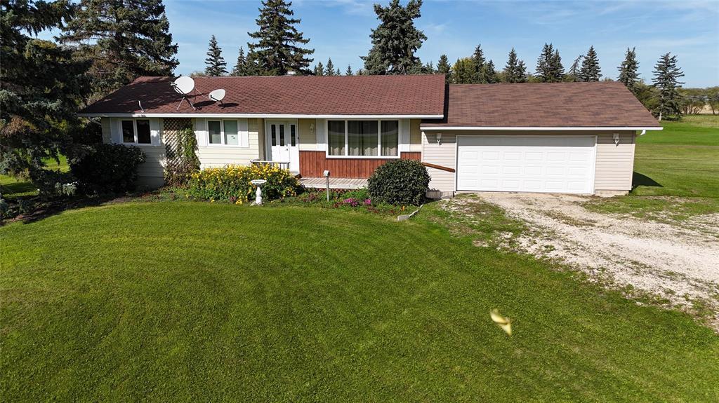 2077 Ferndale Road, Starbuck, Manitoba  R0G 2P0 - Photo 5 - 202524993