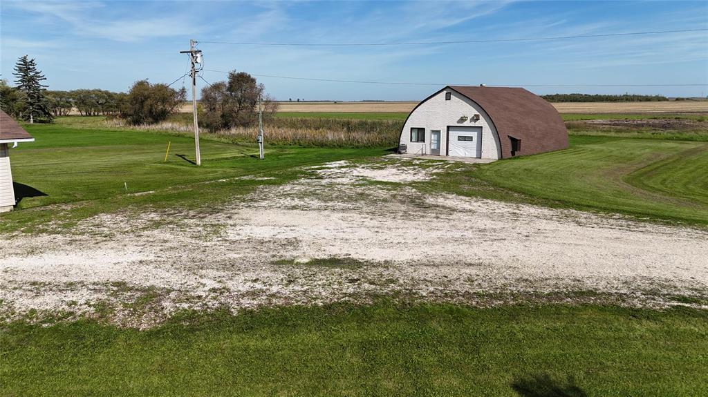 2077 Ferndale Road, Starbuck, Manitoba  R0G 2P0 - Photo 7 - 202524993