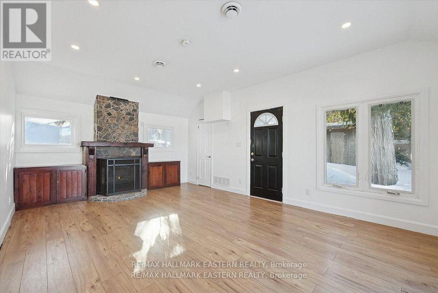 344 Fife Avenue, Selwyn, Ontario  K9J 6X3 - Photo 6 - X12895394