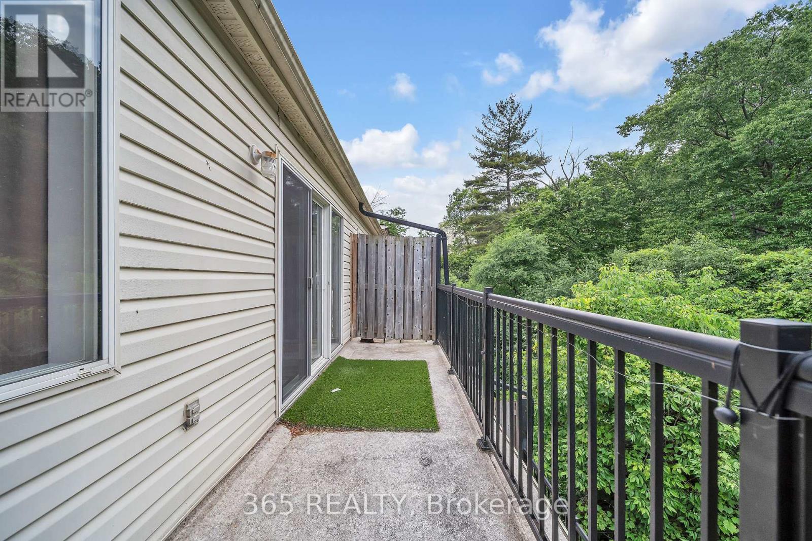 4d - 45 Cedarhill Crescent, Kitchener, Ontario  N2E 0A2 - Photo 27 - X12895458