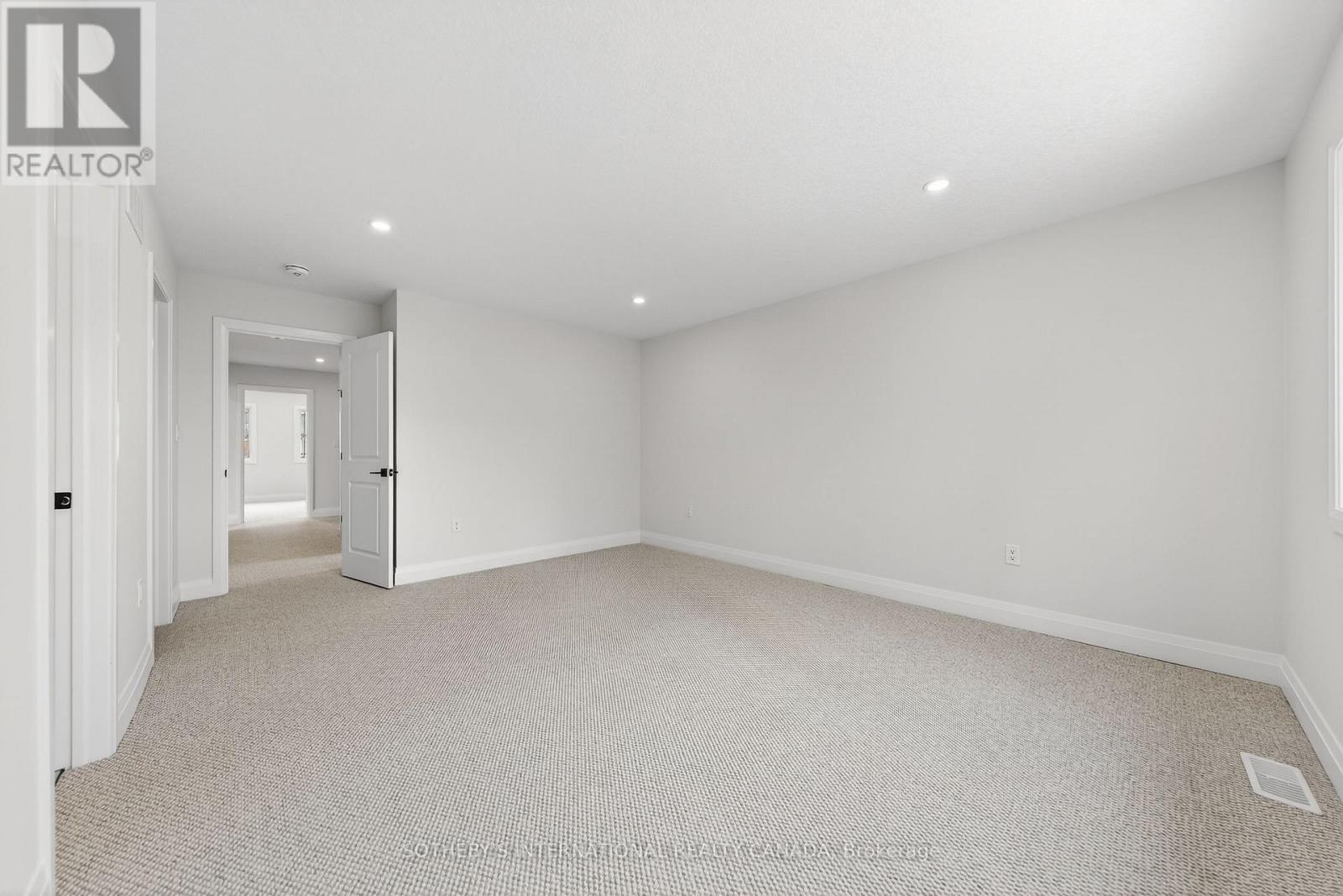 42 Rich Avenue, Cambridge, Ontario  N1R 2A5 - Photo 28 - X12895480