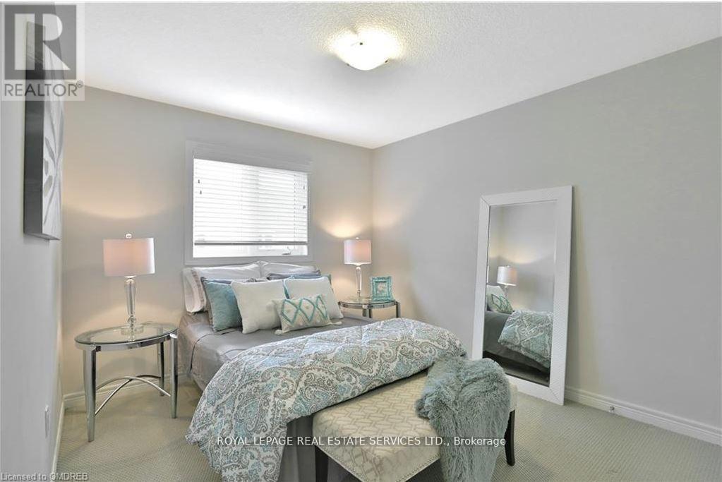 17 White Star Lane, Grimsby, Ontario  L3M 0H4 - Photo 7 - X12895514