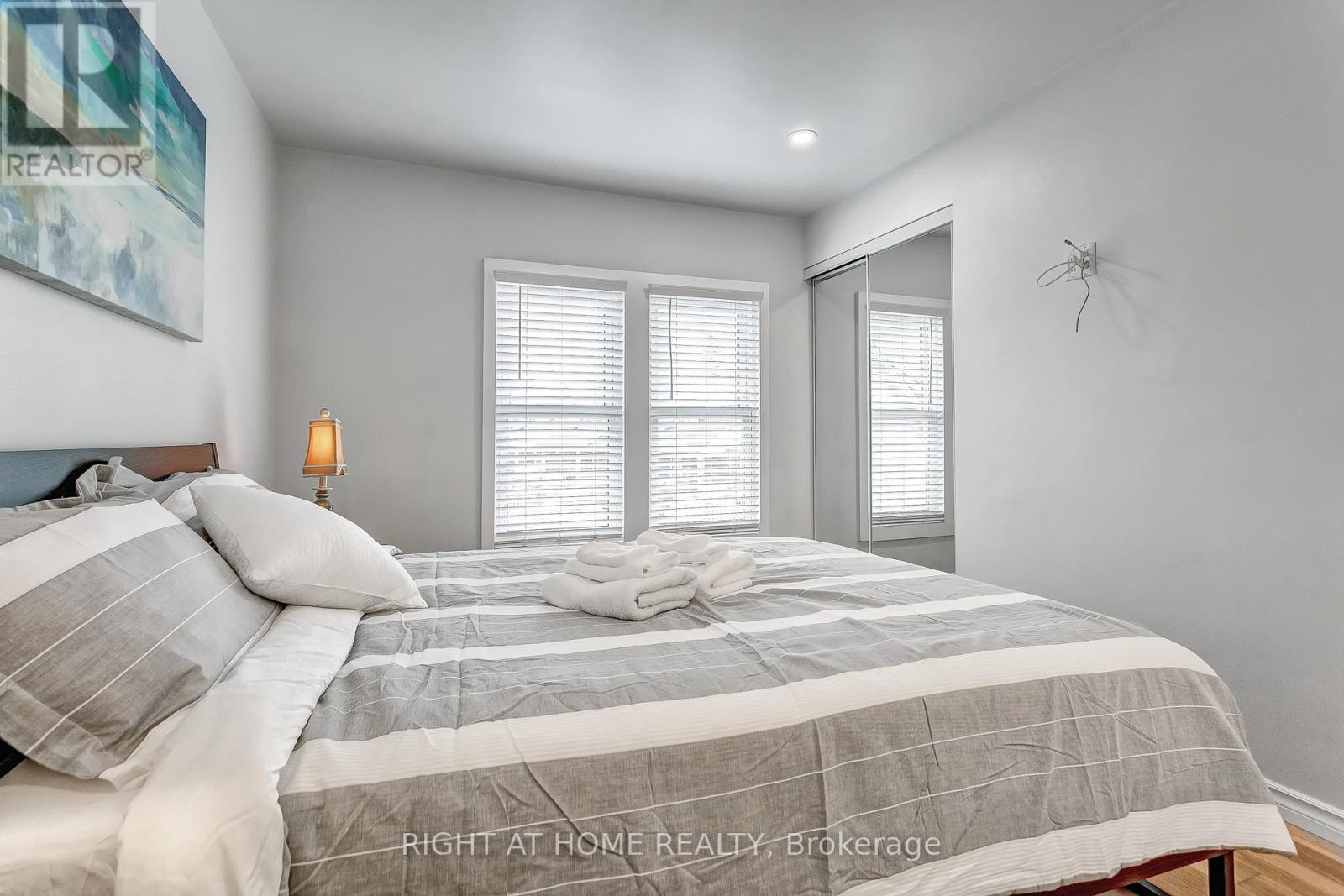 4563 Ryerson Crescent, Niagara Falls, Ontario  L2E 1E3 - Photo 16 - X12895594