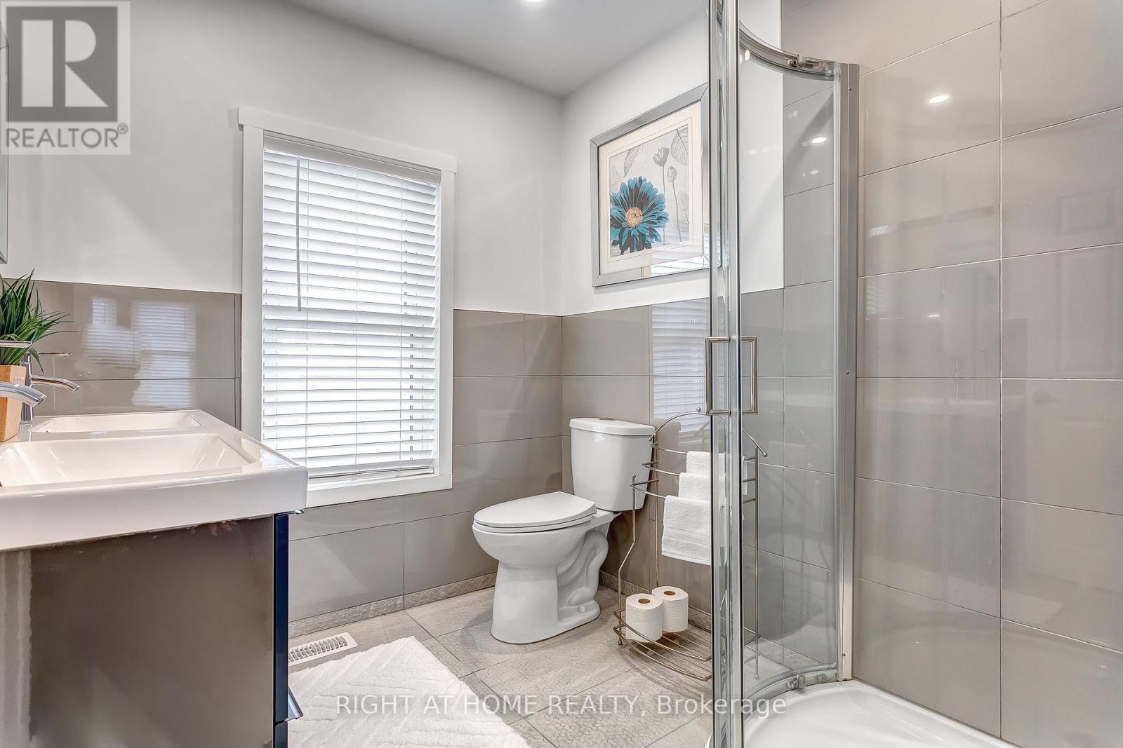 4563 Ryerson Crescent, Niagara Falls, Ontario  L2E 1E3 - Photo 20 - X12895594