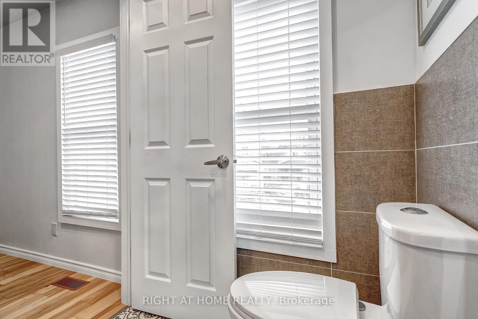 4563 Ryerson Crescent, Niagara Falls, Ontario  L2E 1E3 - Photo 27 - X12895594