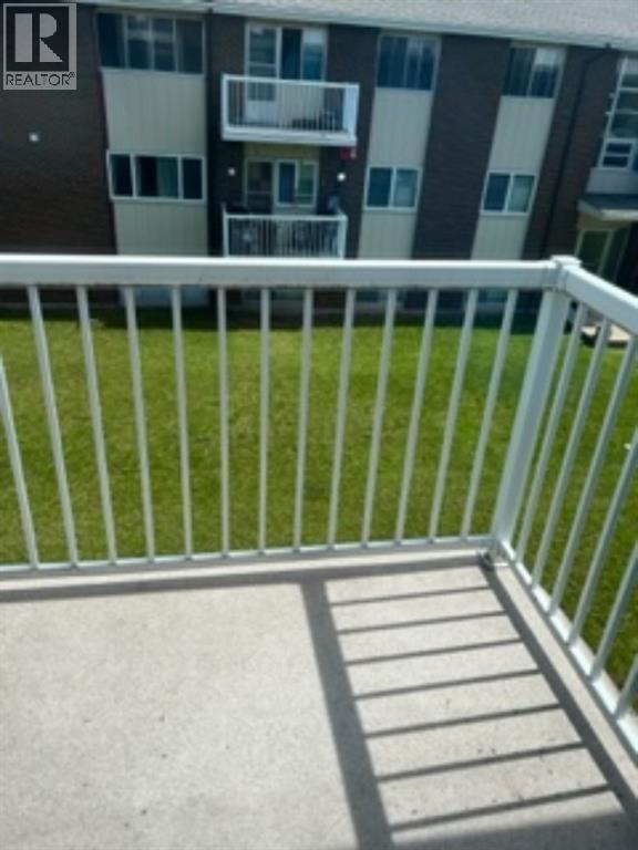 5 Sunset Boulevard, Whitecourt, Alberta  T7S 1K8 - Photo 16 - A2228412