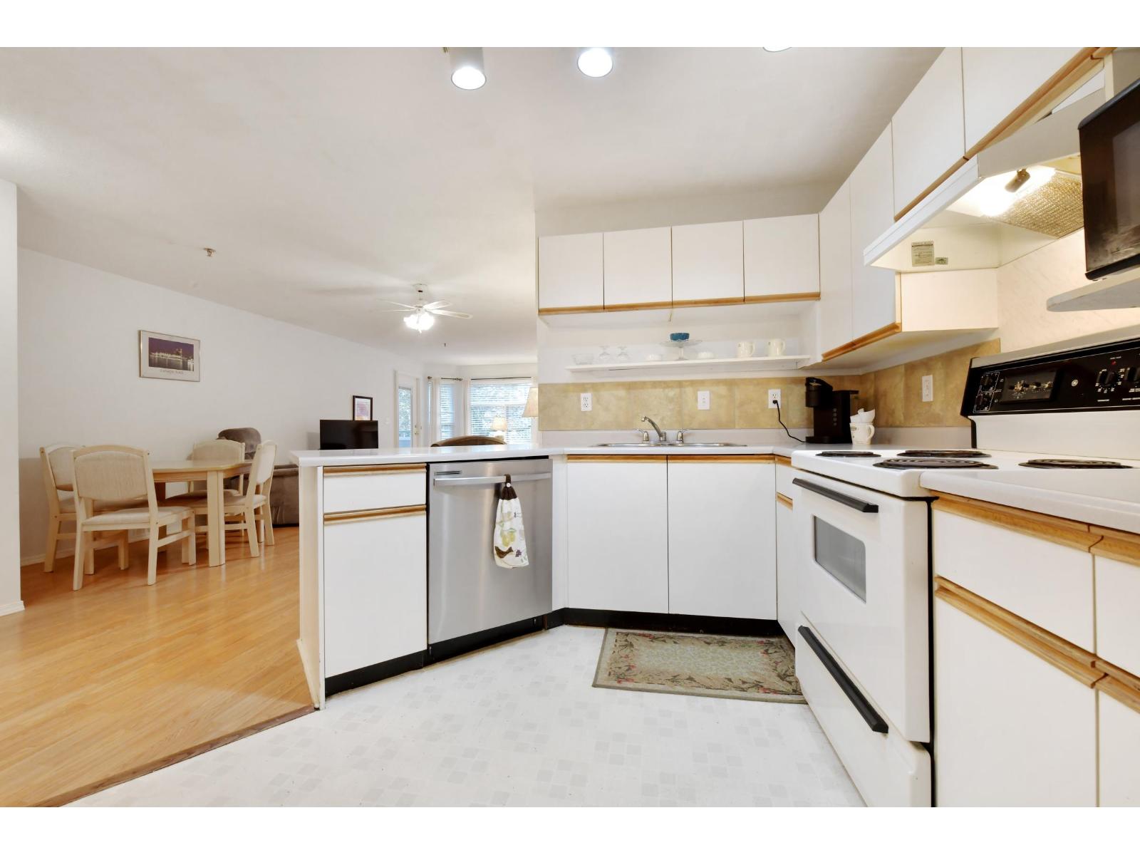 207 5955 177b Street, Surrey, British Columbia  V3S 4J7 - Photo 5 - R3100802