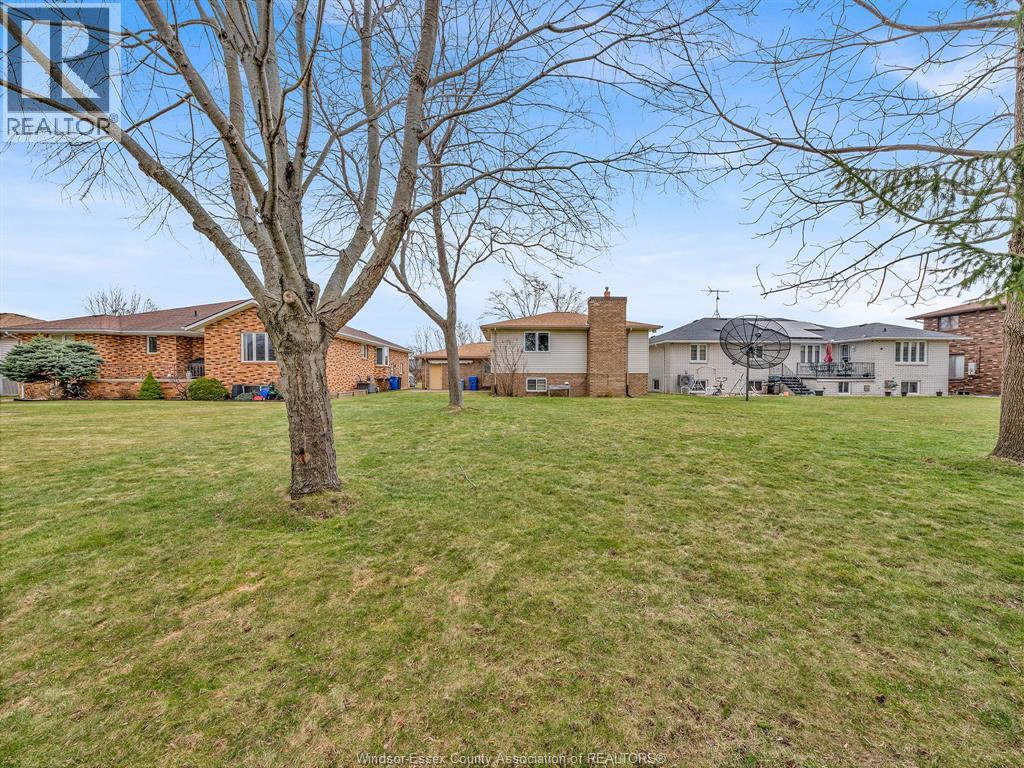 45 Sherwood, Leamington, Ontario  N8H 4V1 - Photo 35 - 26005434