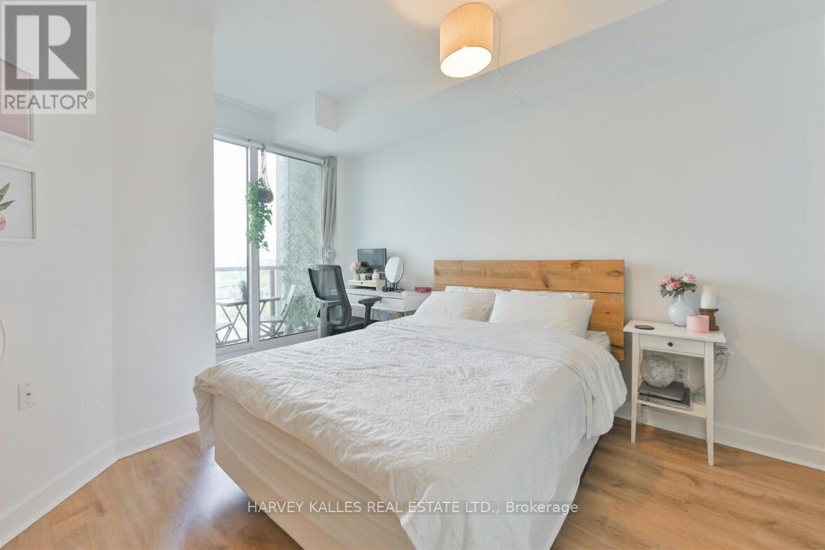 1704 - 85 Bloor Street E, Toronto (Church-Yonge Corridor), Ontario  M4W 3Y1 - Photo 8 - C12871616