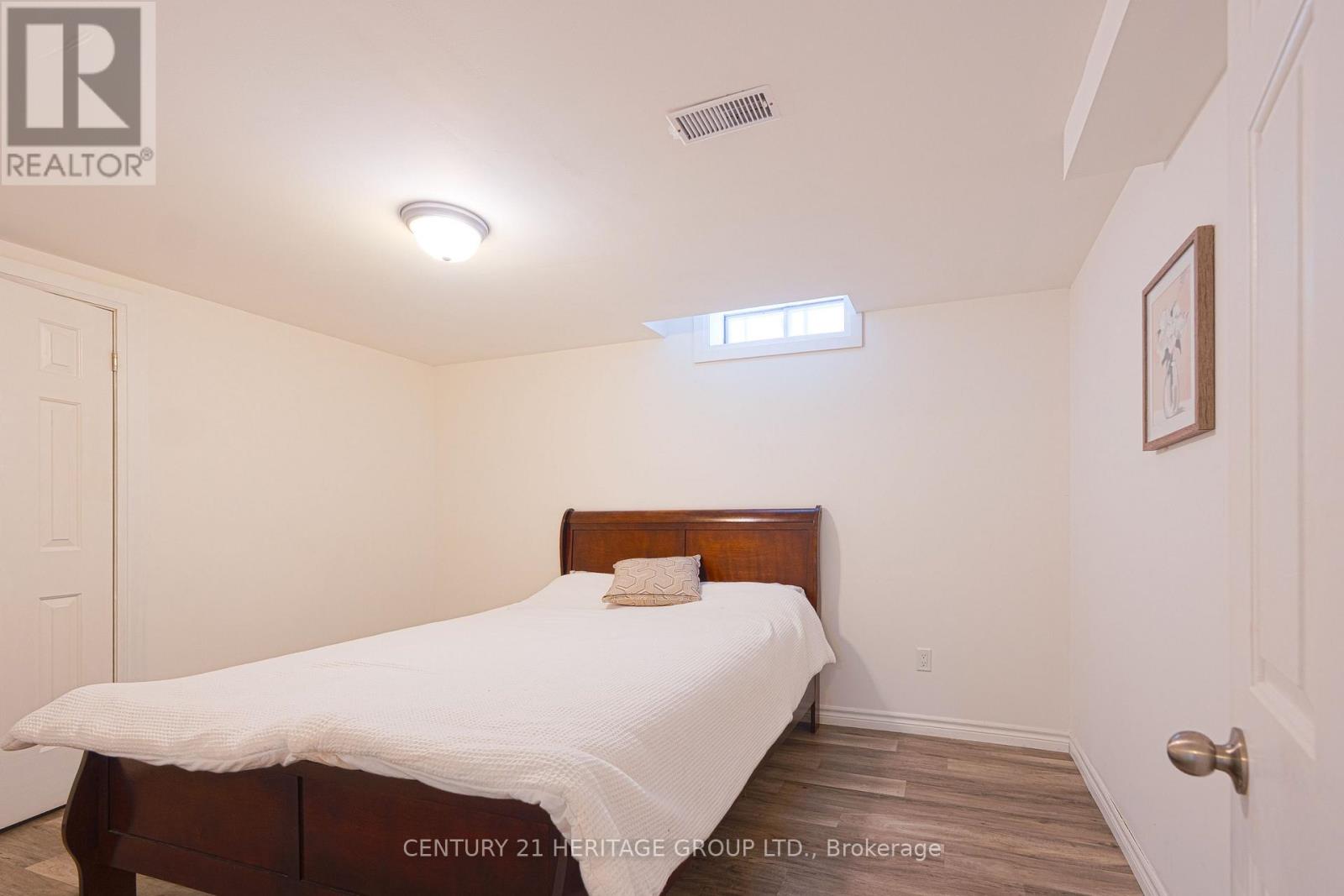 Bmst - 66 Fern Valley Crescent, Richmond Hill (Oak Ridges), Ontario  L4E 2J1 - Photo 11 - N12868896