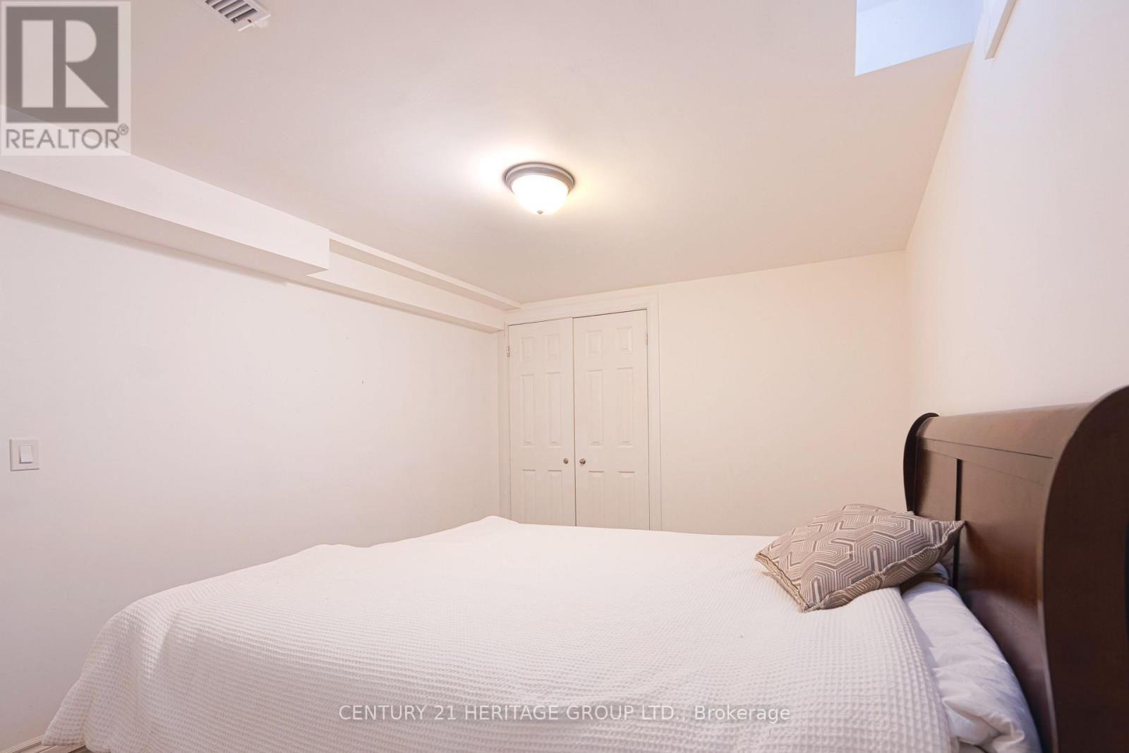 Bmst - 66 Fern Valley Crescent, Richmond Hill (Oak Ridges), Ontario  L4E 2J1 - Photo 12 - N12868896