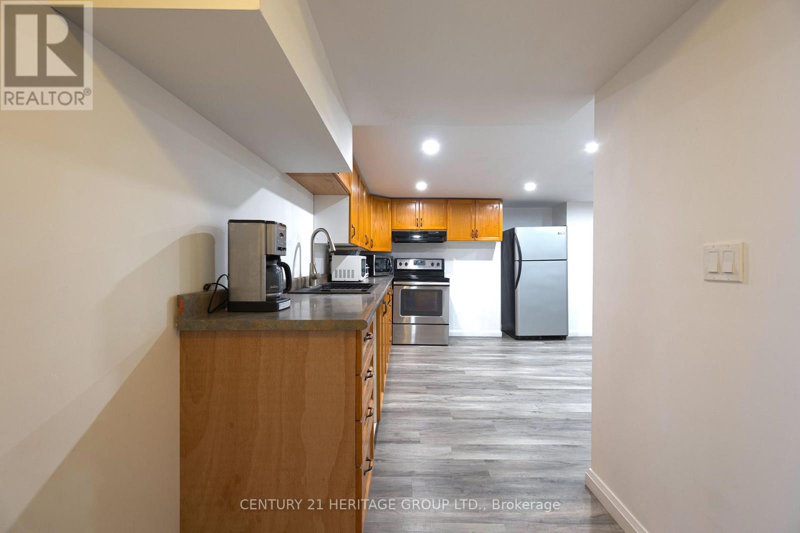 Bmst - 66 Fern Valley Crescent, Richmond Hill (Oak Ridges), Ontario  L4E 2J1 - Photo 6 - N12868896