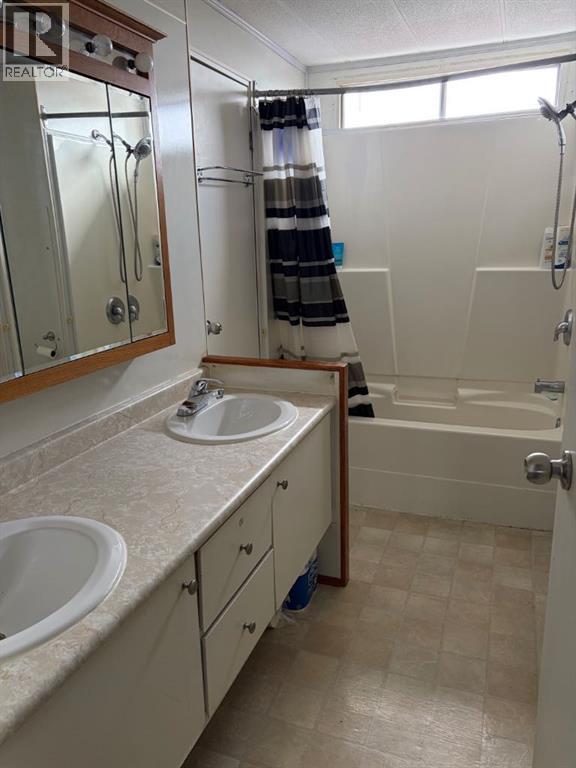 224 Polar Avenue Ne, High River, Alberta  T1V 1J5 - Photo 10 - A2292548