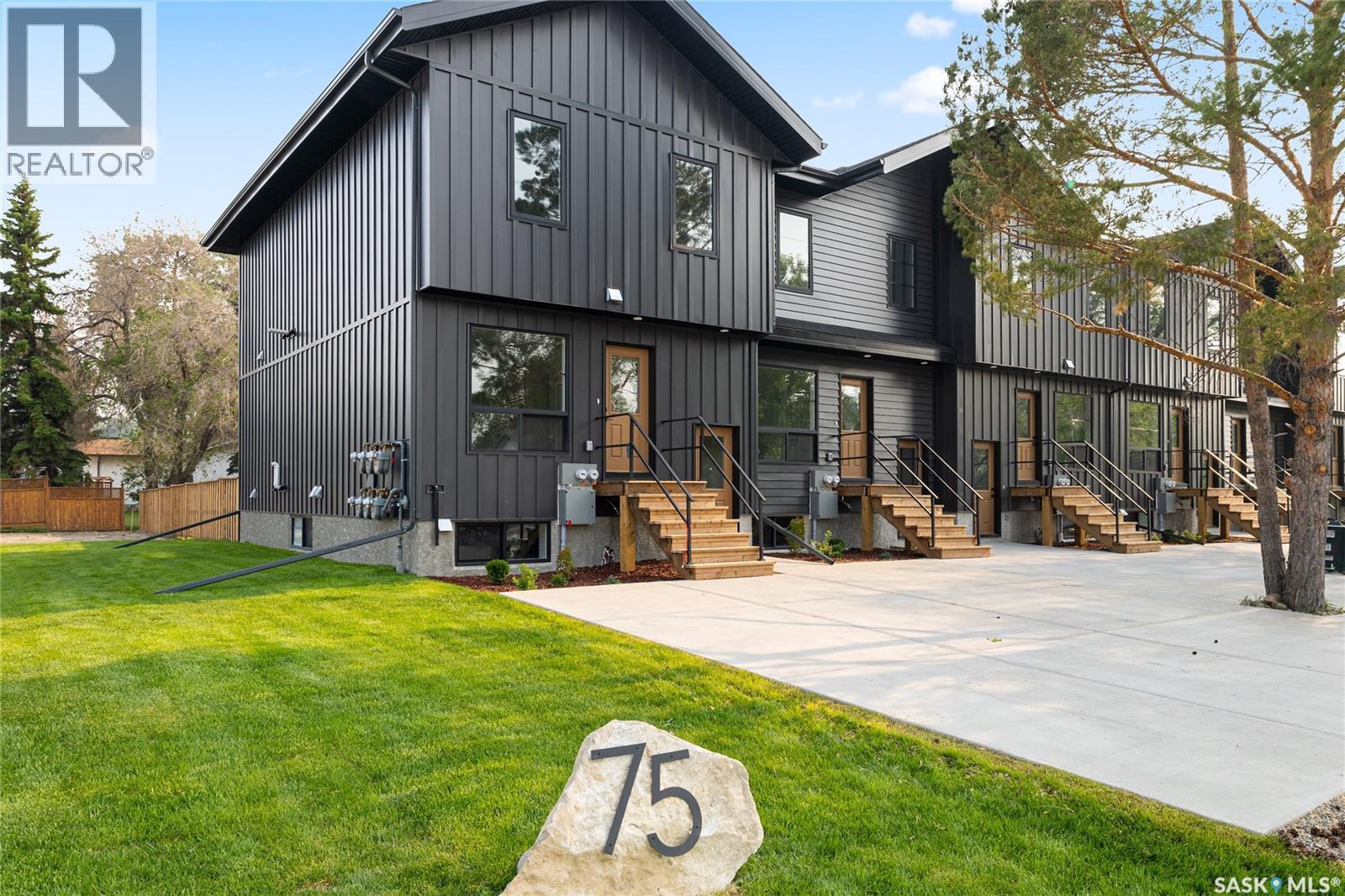 75 3rd Avenue, Lumsden, Saskatchewan  S0G 3C0 - Photo 4 - SK030633