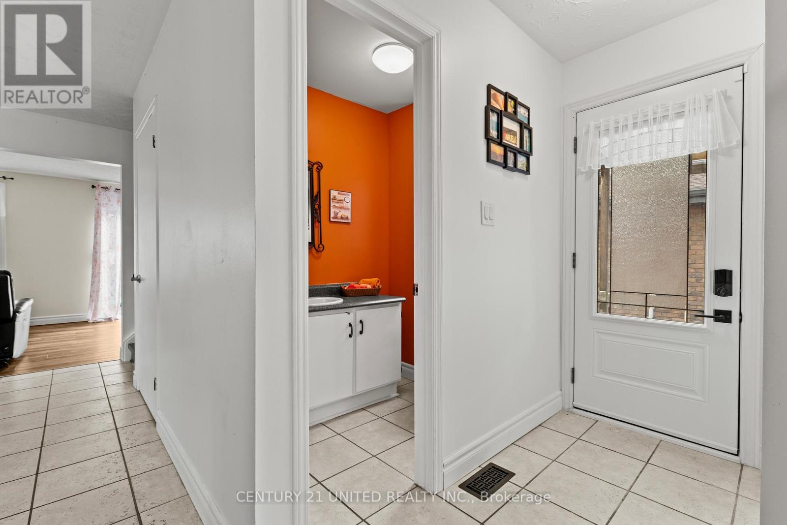 6 Elmvale Court, Haldimand, Ontario  N0A 1S0 - Photo 6 - X12853982