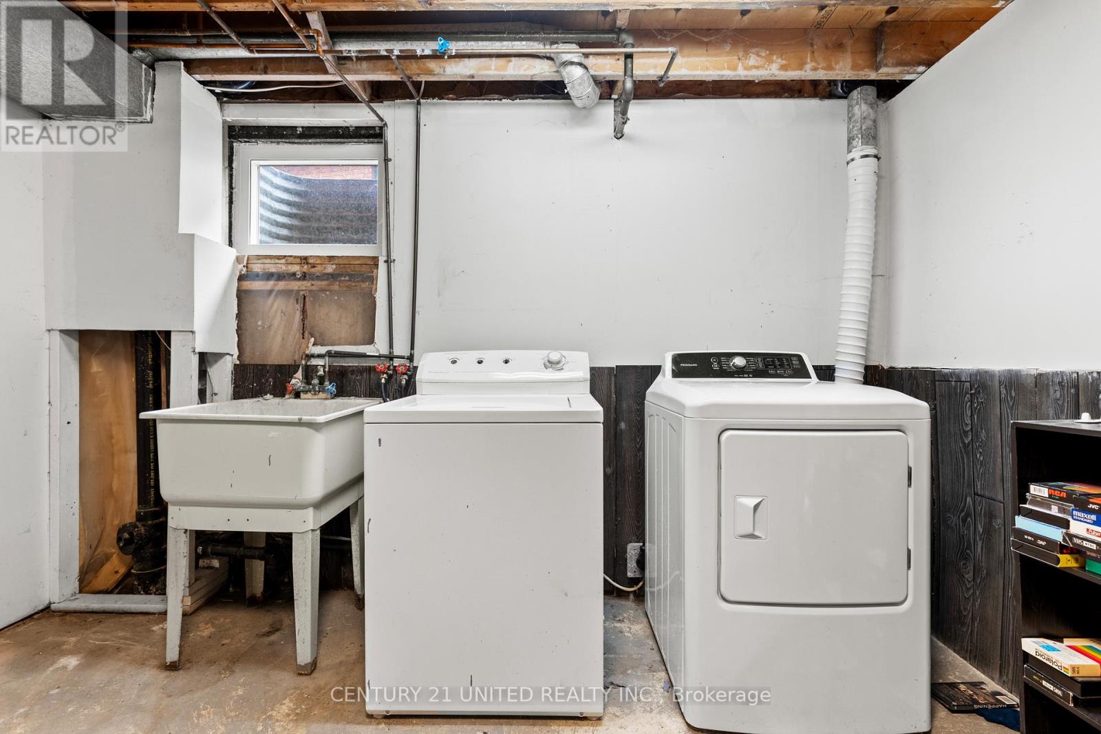 6 Elmvale Court, Haldimand, Ontario  N0A 1S0 - Photo 21 - X12853982