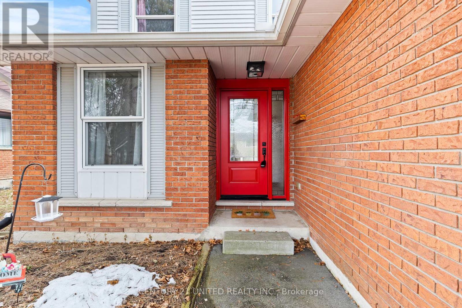 6 Elmvale Court, Haldimand, Ontario  N0A 1S0 - Photo 2 - X12853982