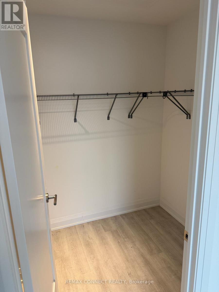 2207 - 65 Broadway Avenue, Toronto, Ontario  M4P 1T9 - Photo 11 - C12809020