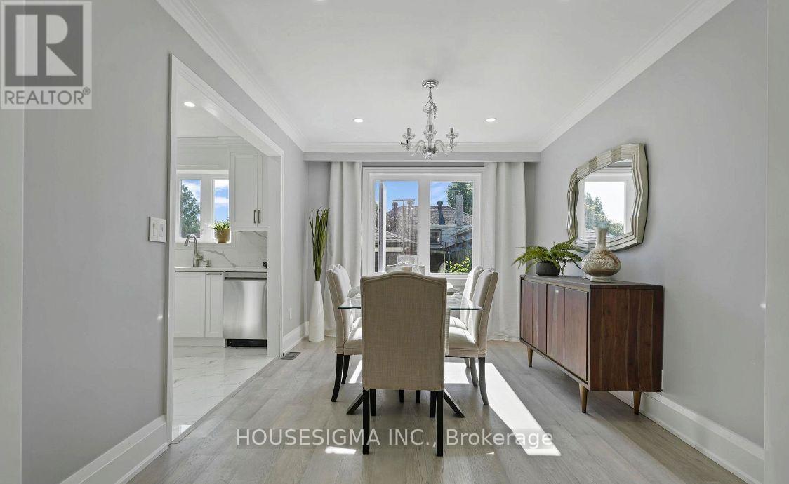 90a Bicknell Avenue, Toronto (Keelesdale-Eglinton West), Ontario  M6M 4G7 - Photo 5 - W12596110