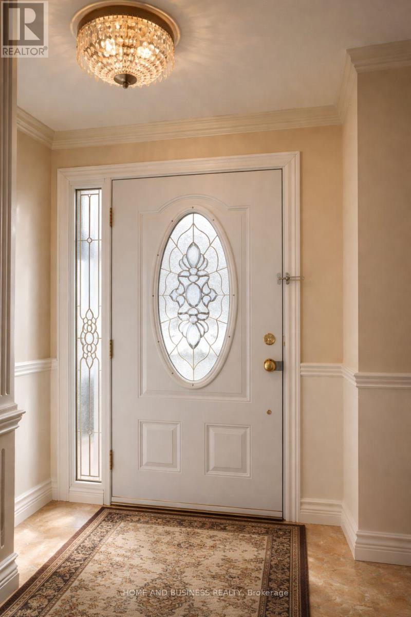 10 Hudson Drive W, Brampton (Fletcher's West), Ontario  L6Y 2N7 - Photo 3 - W12741274