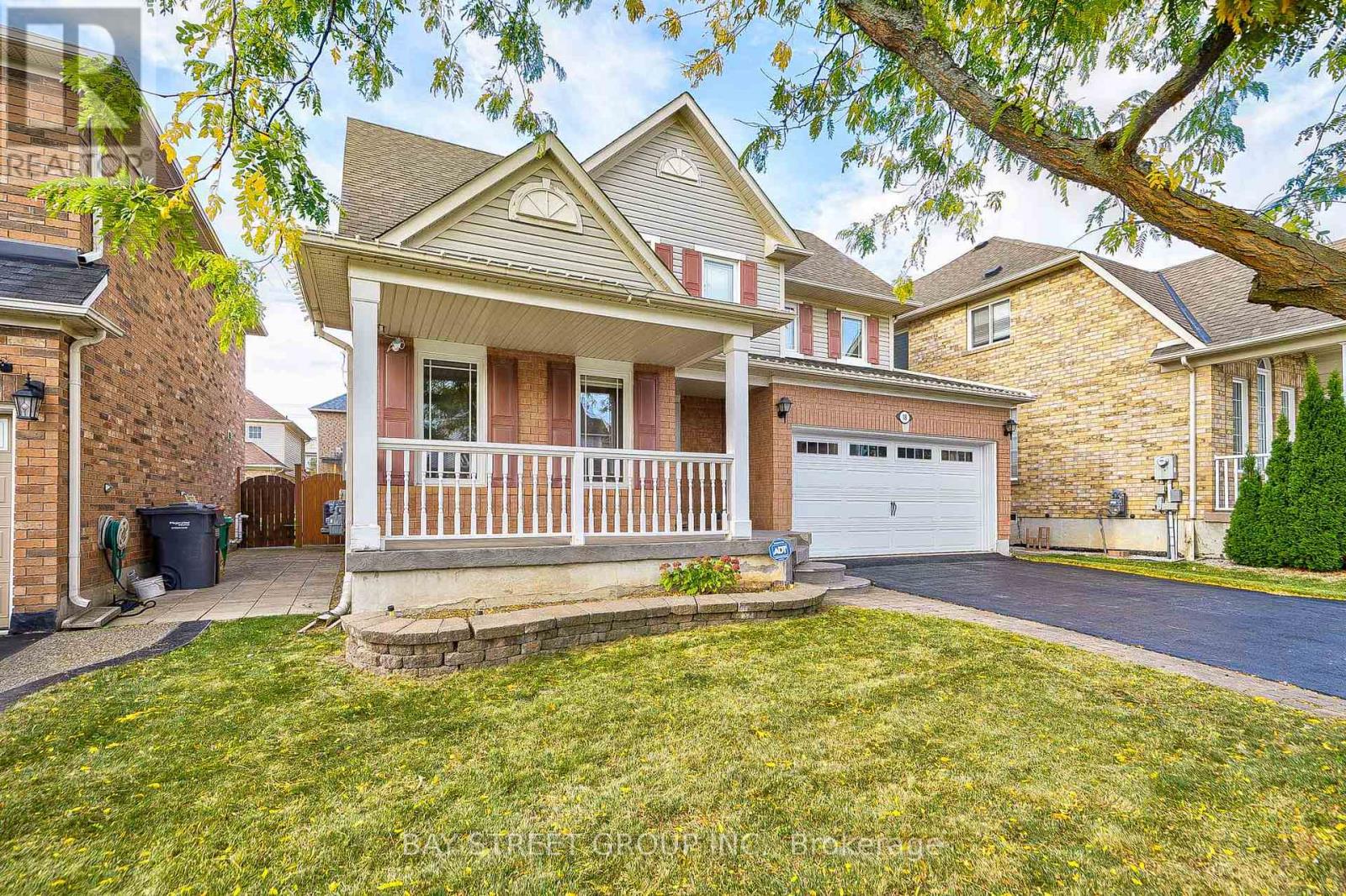 18 Leagrove Street, Brampton, Ontario  L7A 1Z7 - Photo 2 - W12879260