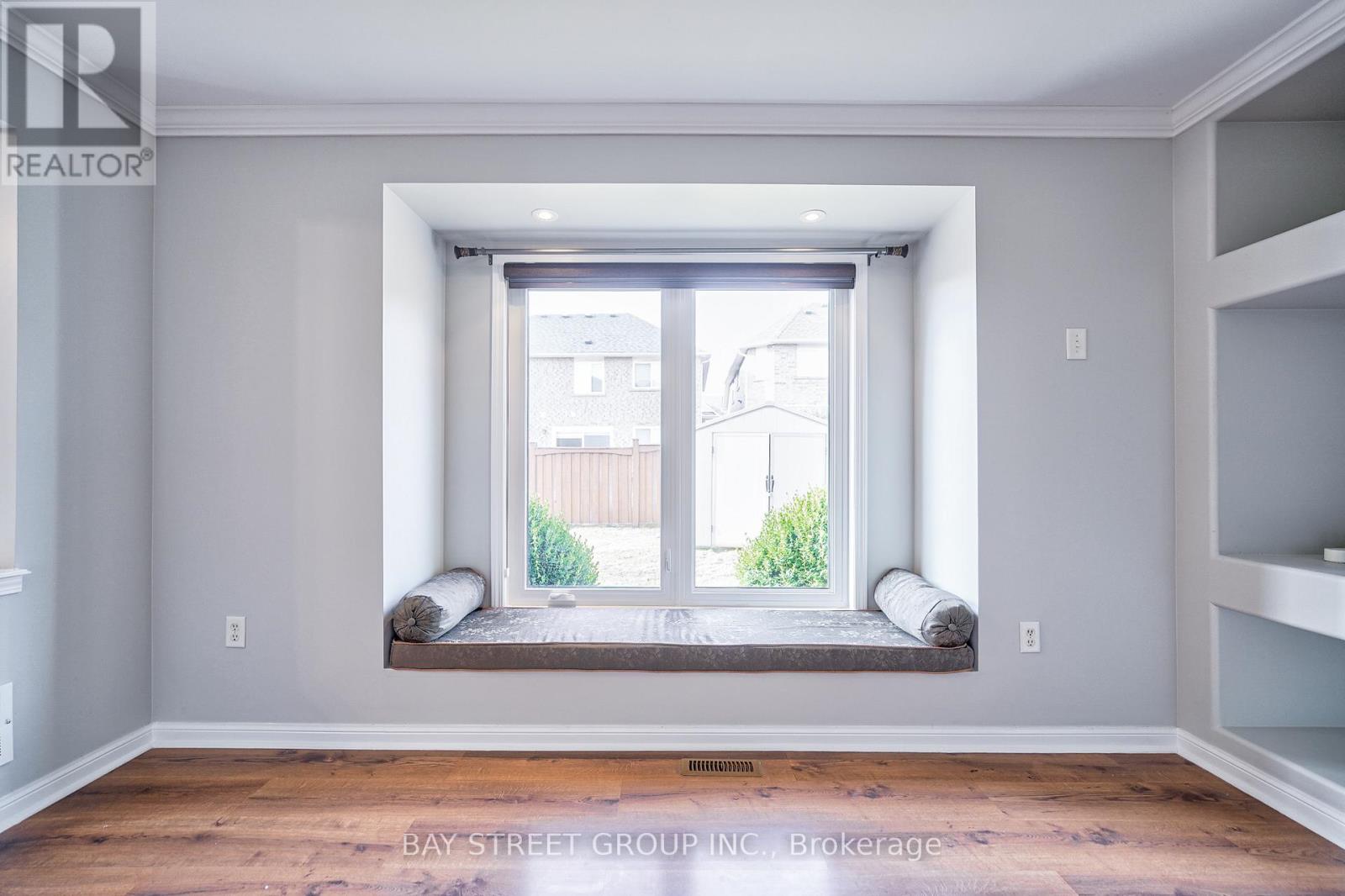 18 Leagrove Street, Brampton, Ontario  L7A 1Z7 - Photo 12 - W12879260