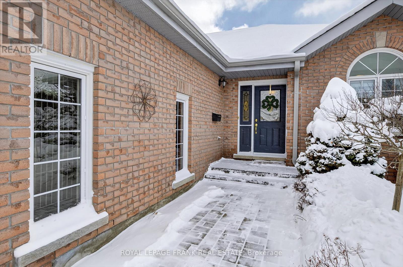 201 - 1742 Ravenwood Drive, Peterborough (Monaghan Ward 2), Ontario  K9K 2R5 - Photo 3 - X12895724