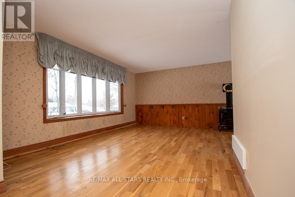 13 Janet Drive, Kawartha Lakes (Janetville), Ontario  L0B 1K0 - Photo 7 - X12895818