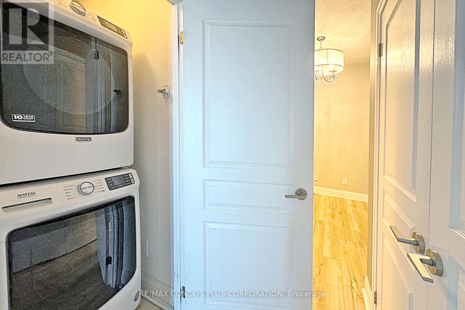 504 - 1 Hurontario Street, Mississauga (Port Credit), Ontario  L5G 0A3 - Photo 29 - W12892270