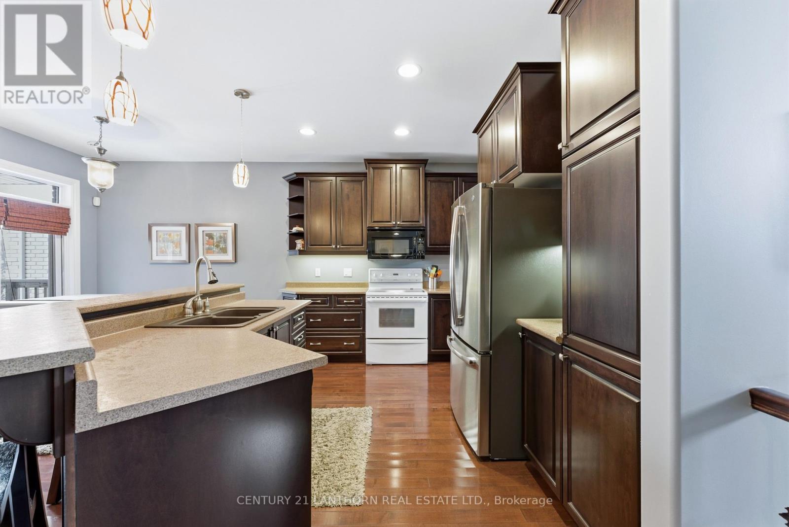 39 Mcdougall Drive, Belleville (Thurlow Ward), Ontario  K8N 0M1 - Photo 12 - X12895864