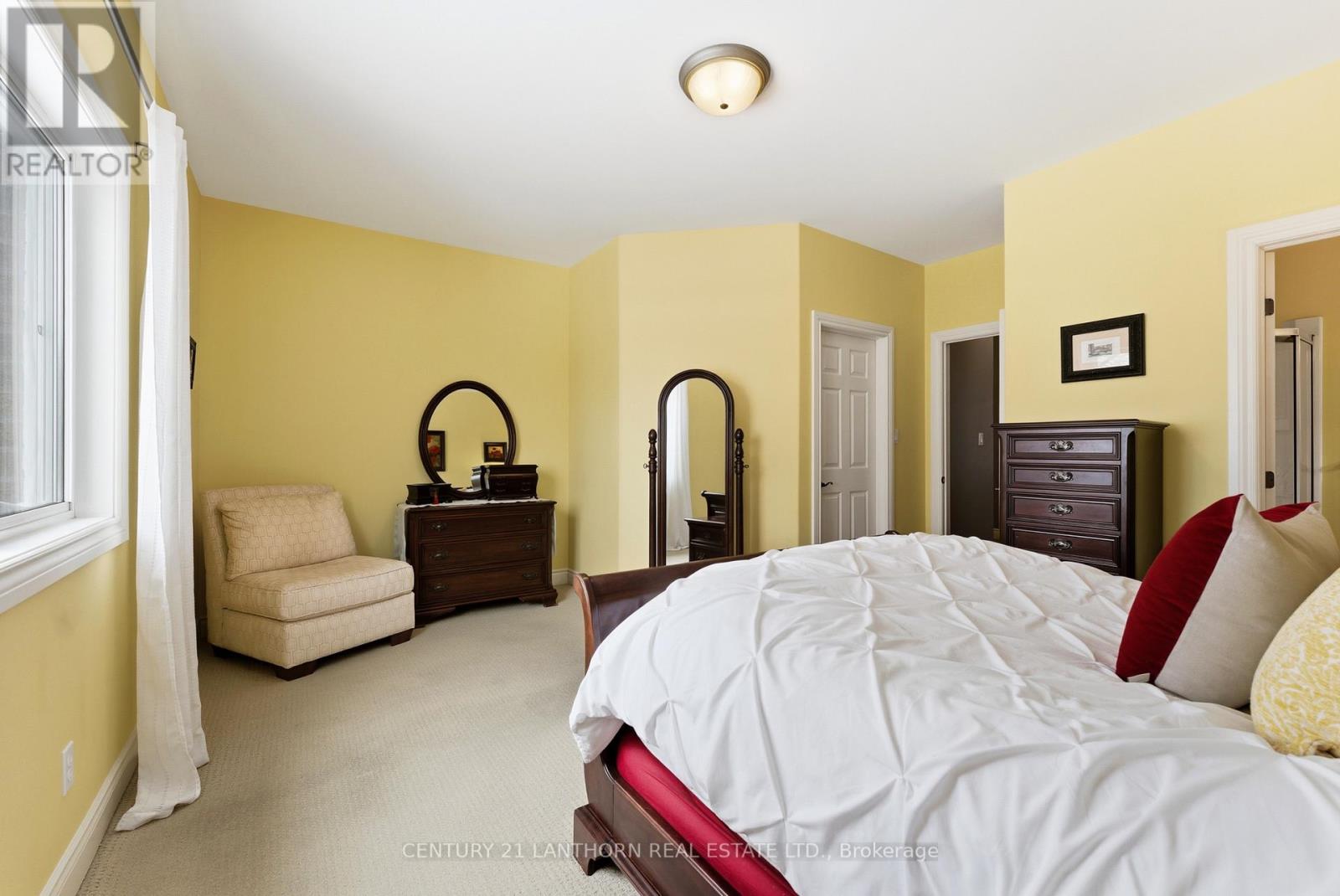 39 Mcdougall Drive, Belleville (Thurlow Ward), Ontario  K8N 0M1 - Photo 24 - X12895864