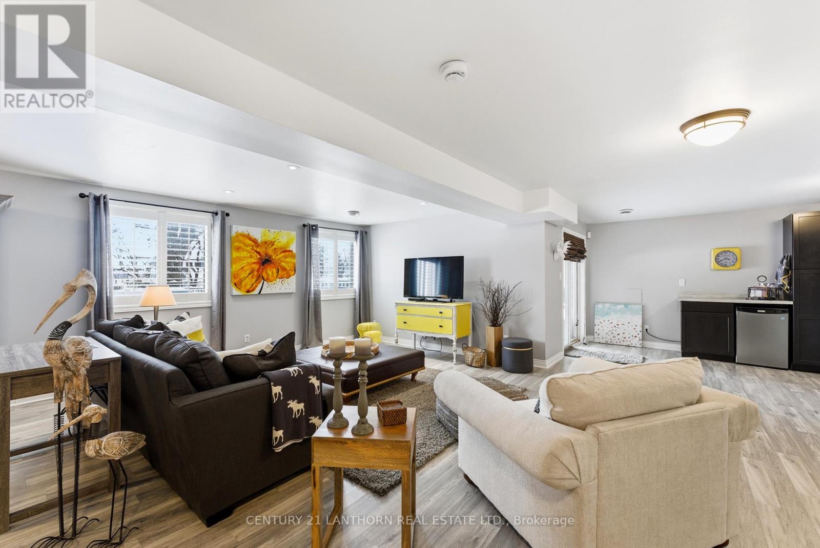 39 Mcdougall Drive, Belleville (Thurlow Ward), Ontario  K8N 0M1 - Photo 31 - X12895864