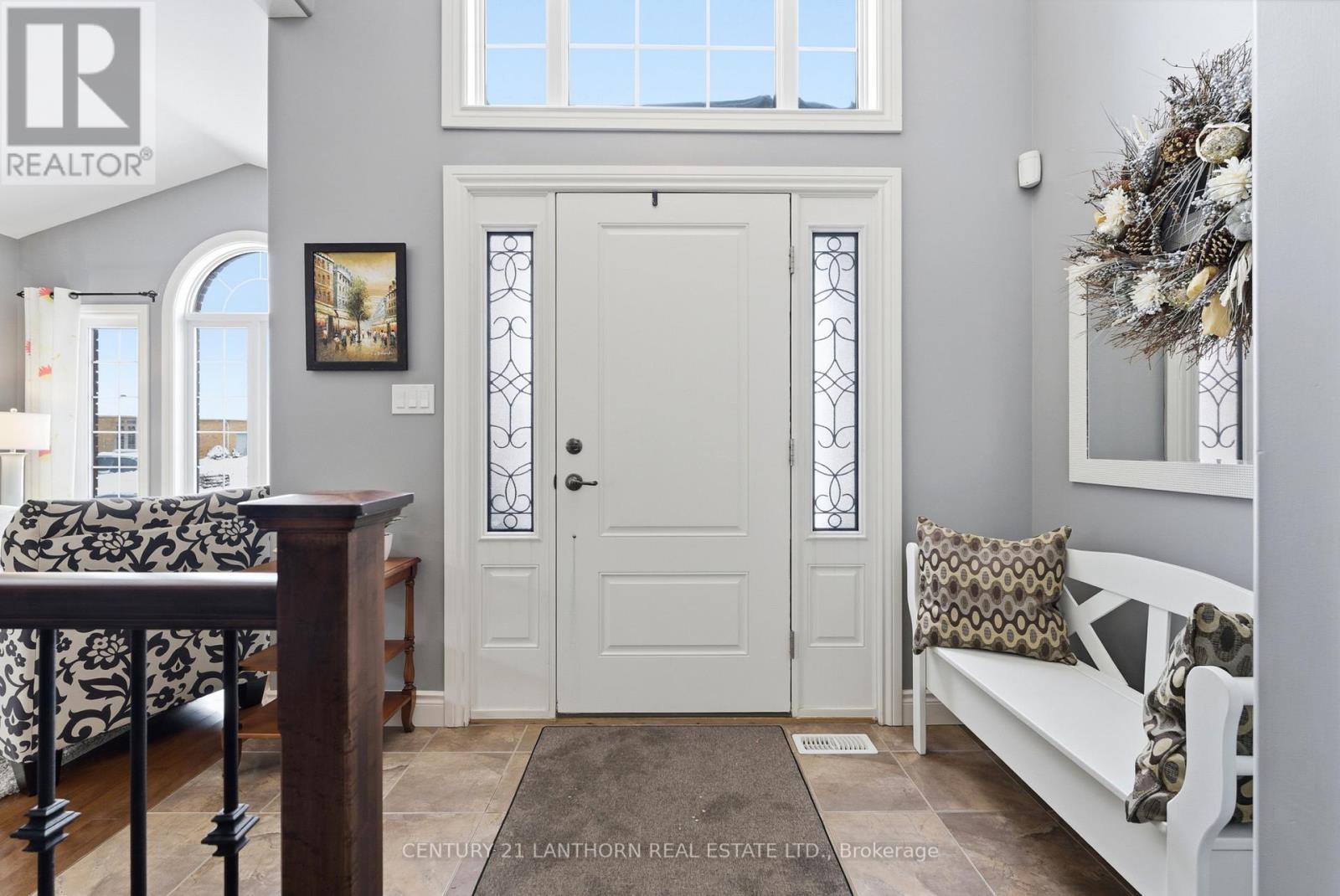 39 Mcdougall Drive, Belleville (Thurlow Ward), Ontario  K8N 0M1 - Photo 4 - X12895864