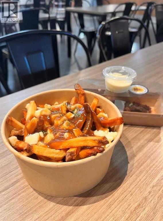 25 Greenbriar Drive Nw, Calgary, Alberta  T3B 5X4 - Photo 8 - A2265389