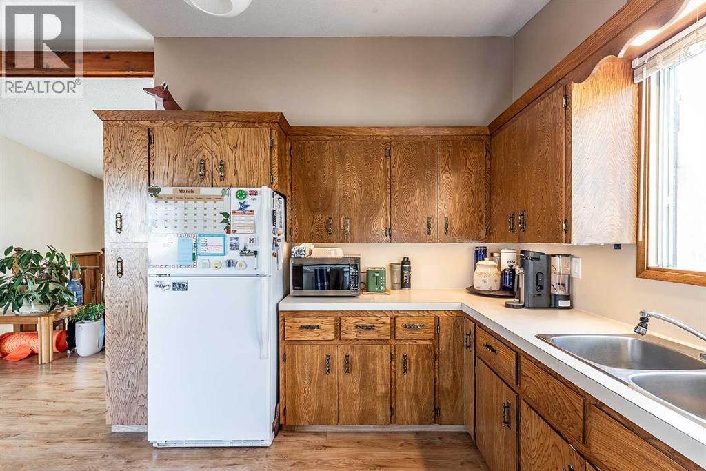 18 Cockrill Court Se, Medicine Hat, Alberta  T1B 2T5 - Photo 12 - A2291442