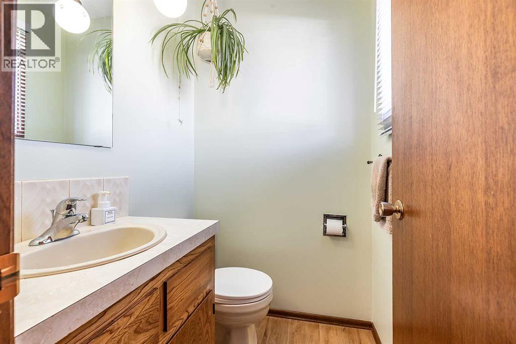 18 Cockrill Court Se, Medicine Hat, Alberta  T1B 2T5 - Photo 27 - A2291442