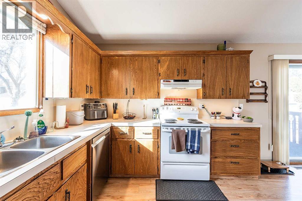 18 Cockrill Court Se, Medicine Hat, Alberta  T1B 2T5 - Photo 13 - A2291442