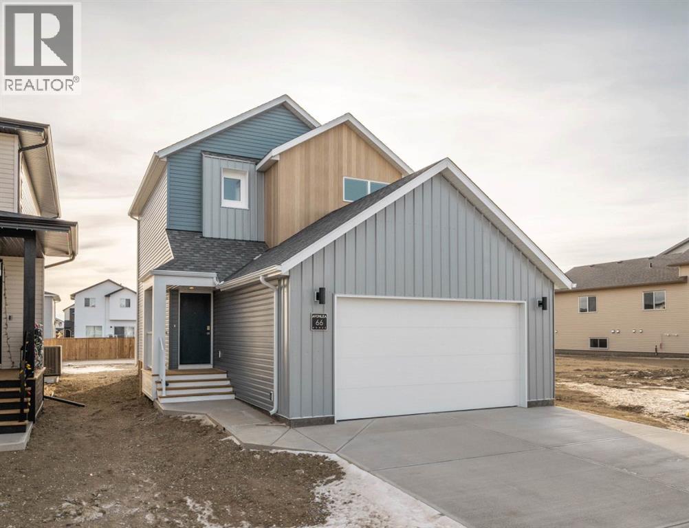746 Violet Place W, Lethbridge, Alberta T1J 5V1 - Photo 2 - A2283963