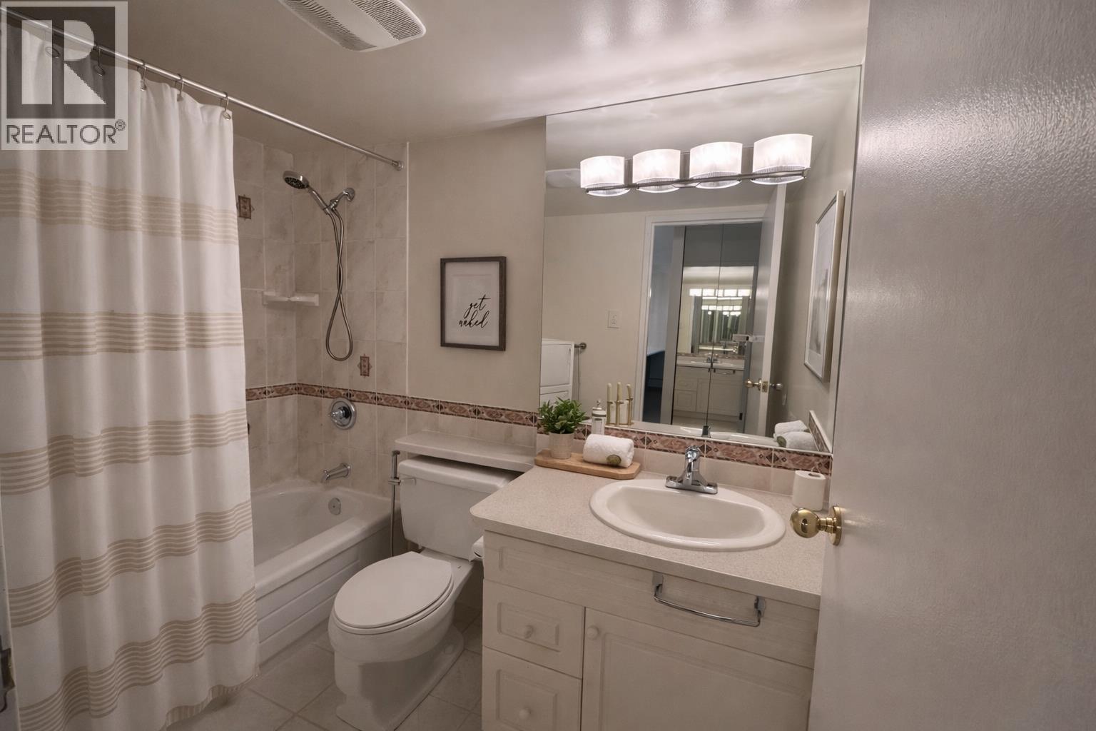 609 2016 Fullerton Avenue, North Vancouver, British Columbia  V7P 3E6 - Photo 7 - R3101026