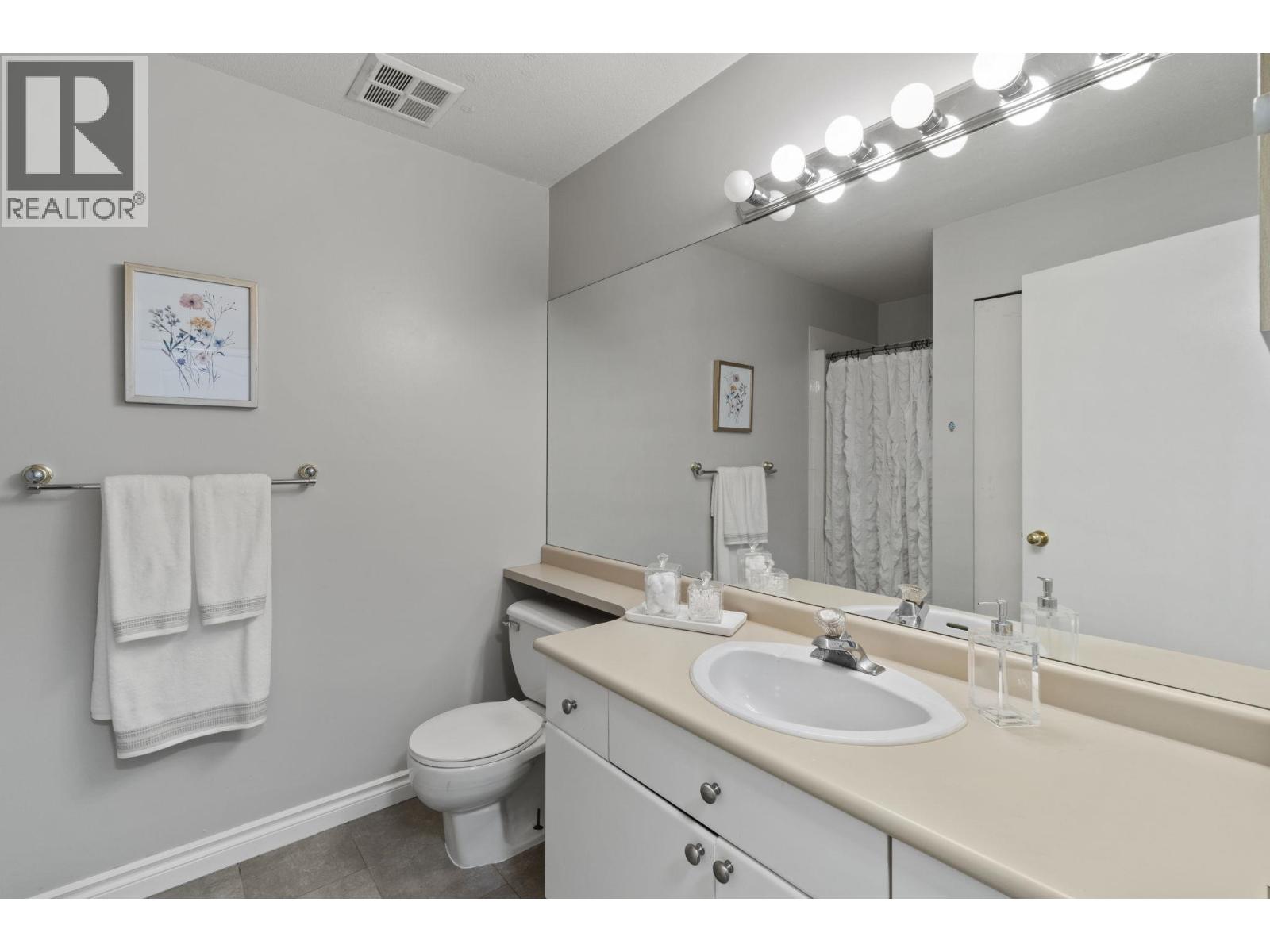 425 3 Rialto Court, New Westminster, British Columbia  V3M 5T4 - Photo 18 - R3100615