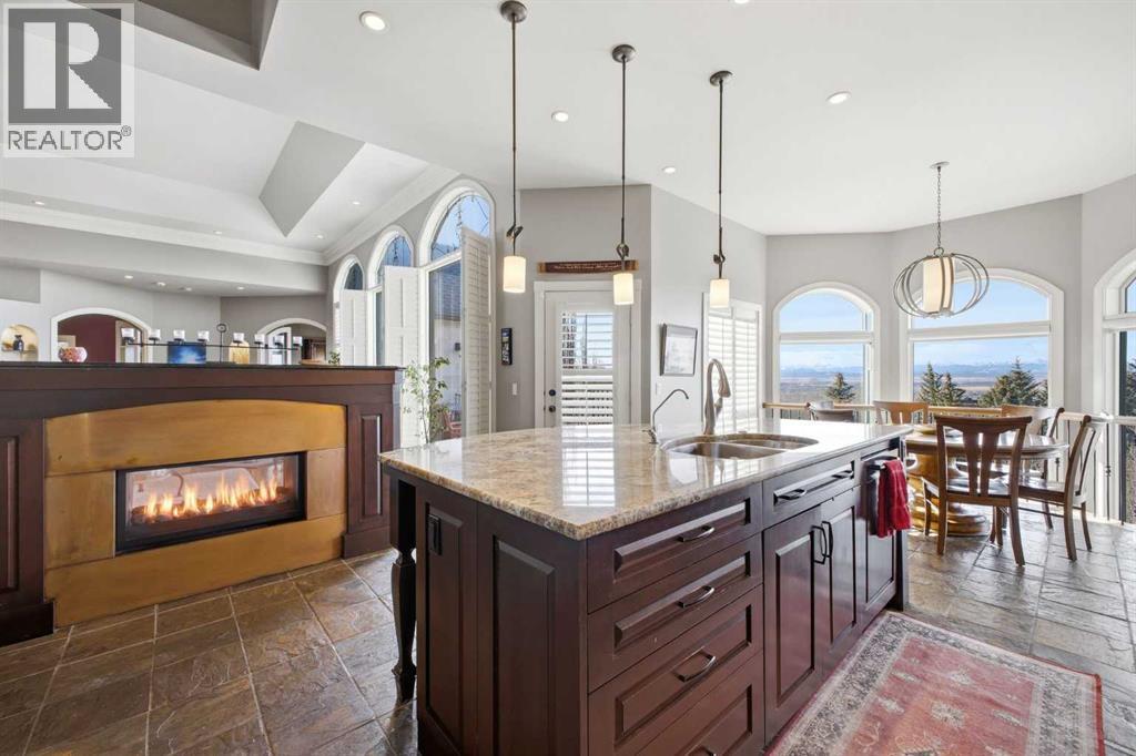 405 Pinnacle Ridge Place Sw, Rural Rocky View County, Alberta  T3Z 3N8 - Photo 19 - A2292406