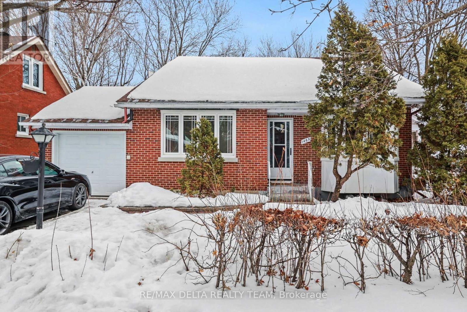 1465 MCROBIE AVENUE, Ottawa, Ontario