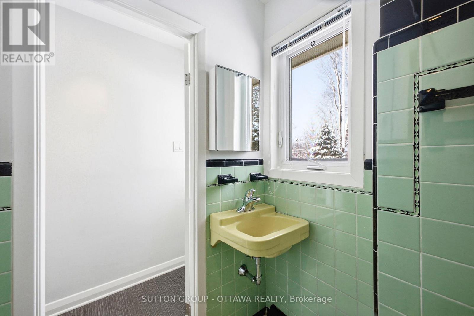 1075 Chelsea Street, Ottawa, Ontario  K1K 0M7 - Photo 25 - X12895718