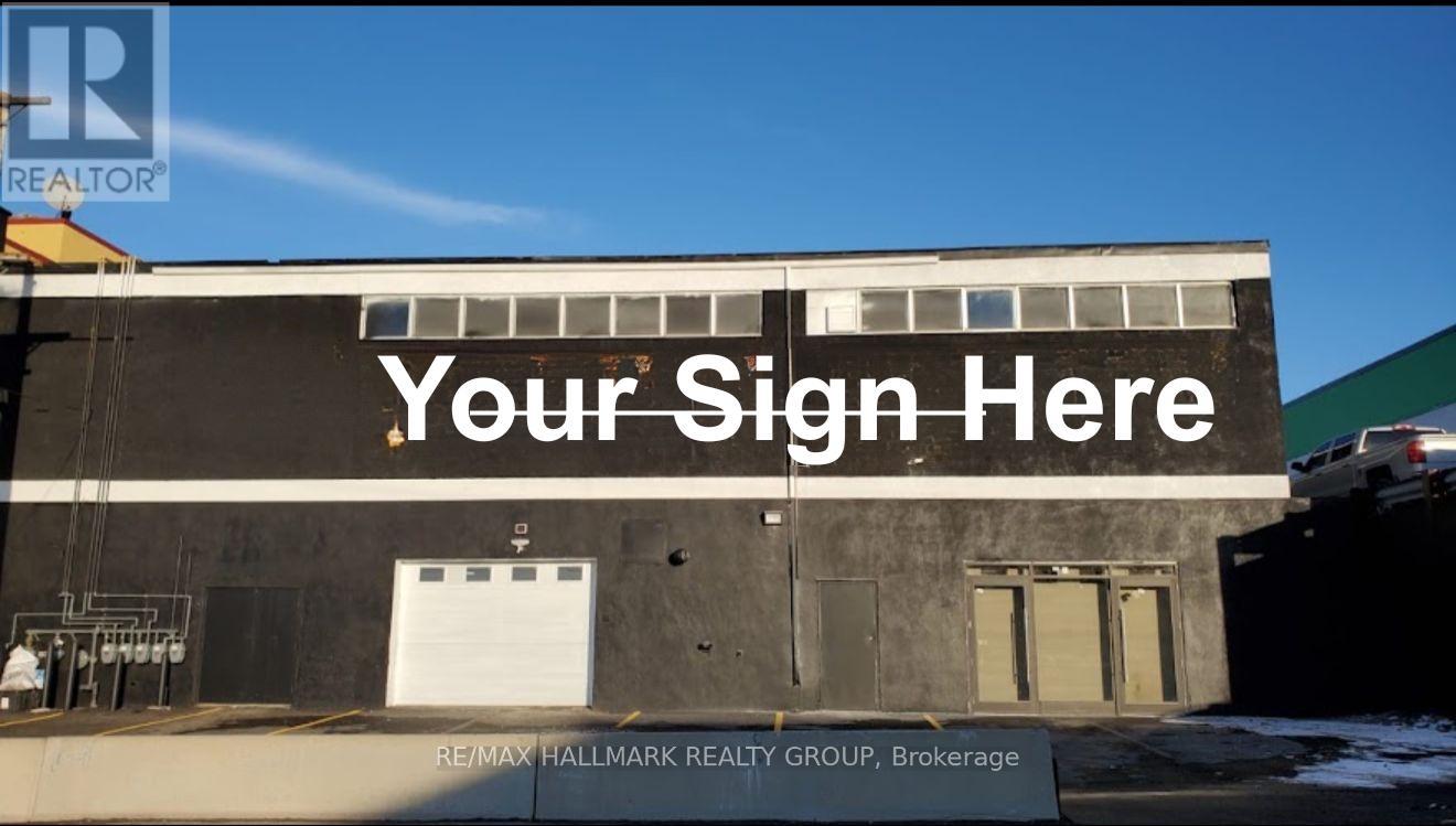 100&200 - 1666 BANK STREET, Ottawa, Ontario