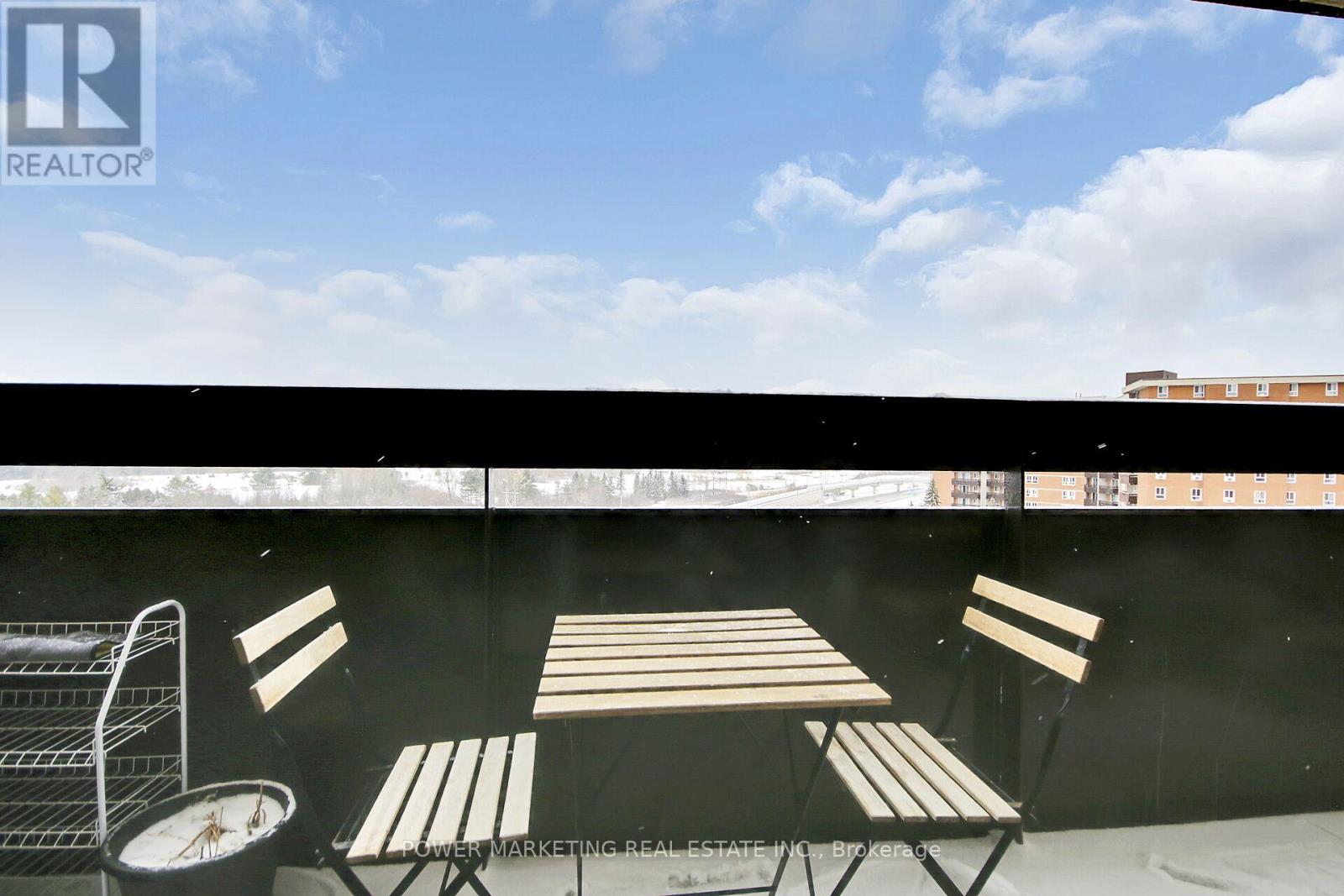 1116 - 2020 Jasmine Crescent, Ottawa, Ontario  K1J 8K5 - Photo 5 - X12895806