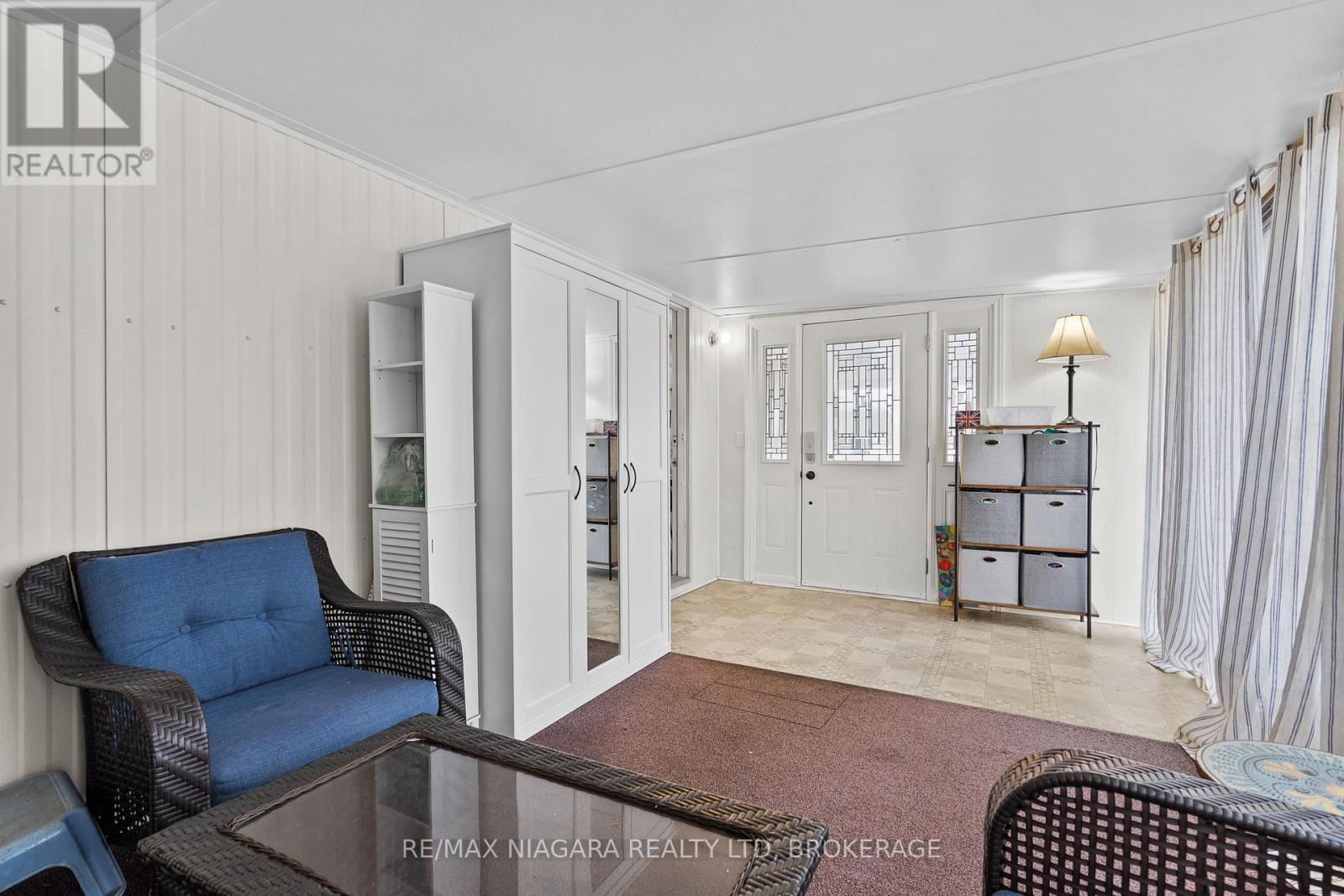 3033 Townline Road, Fort Erie, Ontario  L0S 1S1 - Photo 3 - X12895694