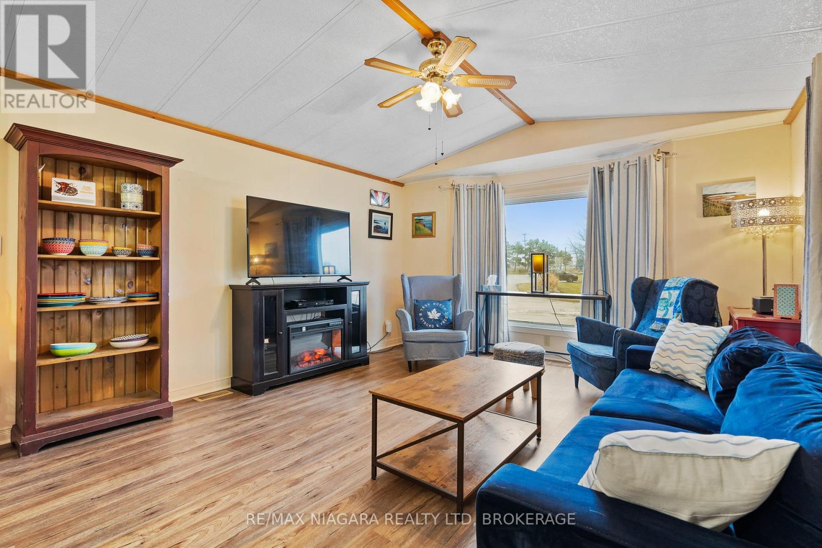 3033 Townline Road, Fort Erie, Ontario  L0S 1S1 - Photo 8 - X12895694